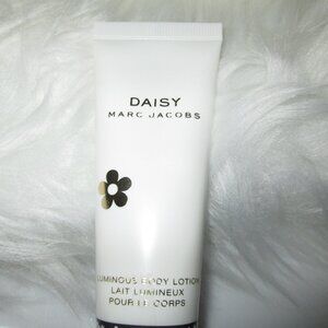 Daisy Marc Jacobs Luminous Body Lotion 1.6 fl oz.
